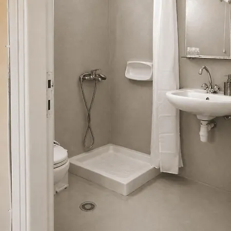 Agnadi Syros Beachfront & 3* Mégas Yialós-Nítes