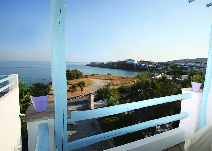 فندق Agnadi Syros Beachfront &