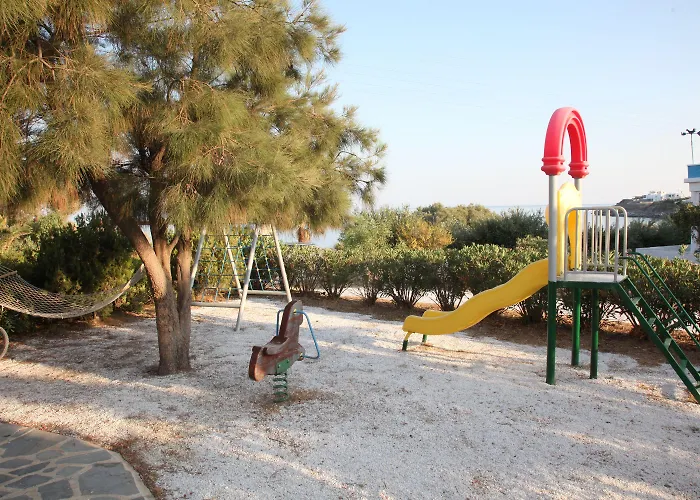 Agnadi Syros Beachfront & فندق 3*