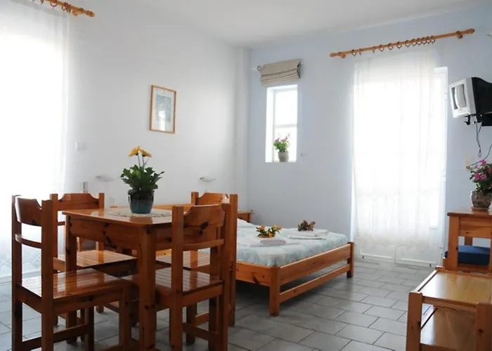 Agnadi Syros Beachfront & Mégas Yialós-Nítes