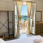 Hotel Agnadi Syros Beachfront Studios & Rooms Megas Gialos - Nites