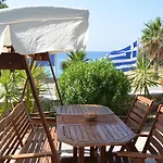 Ξενοδοχείο Agnadi Syros Beachfront &