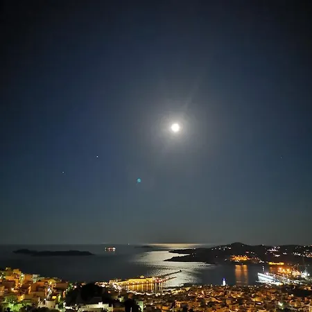 Agnadi Syros Beachfront Studios & Rooms Hotel