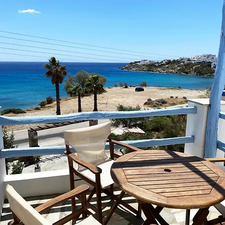 Agnadi Syros Beachfront Studios&rooms