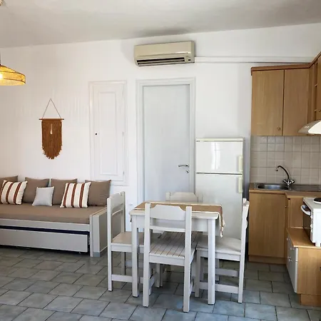 Agnadi Syros Beachfront Studios & Rooms 3* Megas Gialos - Nites