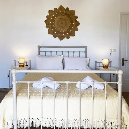 Agnadi Syros Beachfront & Hotel