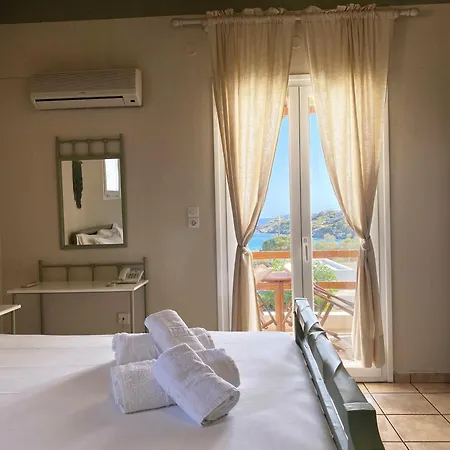 Hotel Agnadi Syros Beachfront Studios & Rooms 3*