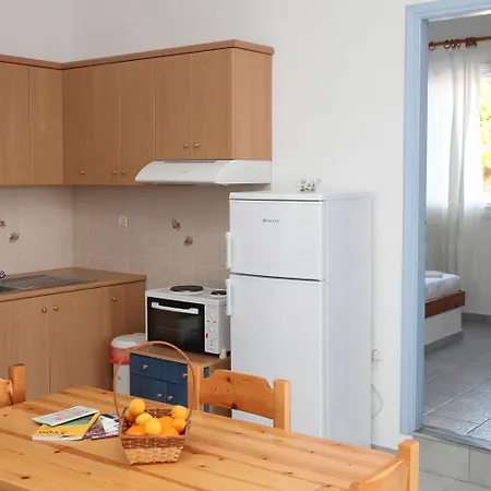 Agnadi Syros Beachfront & 3* Mégas Yialós-Nítes