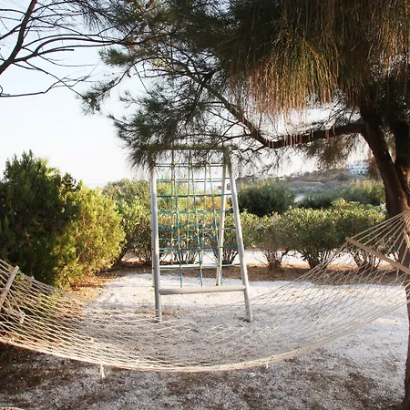 Hotel Agnadi Syros Beachfront & 3*