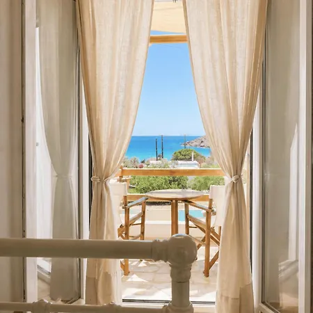 Agnadi Syros Beachfront & 3* Mégas Yialós-Nítes