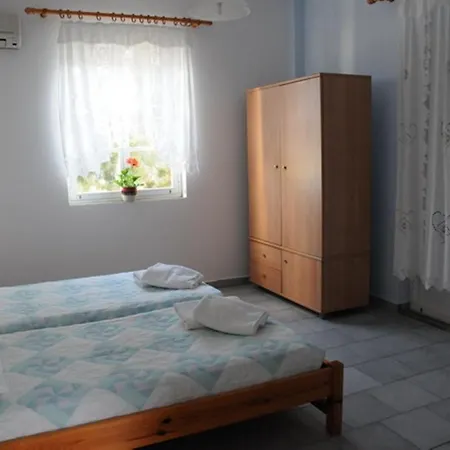 Hotel Agnadi Syros Beachfront Studios & Rooms 3*
