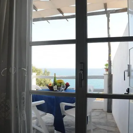 Hotel Agnadi Syros Beachfront Studios & Rooms Megas Gialos - Nites