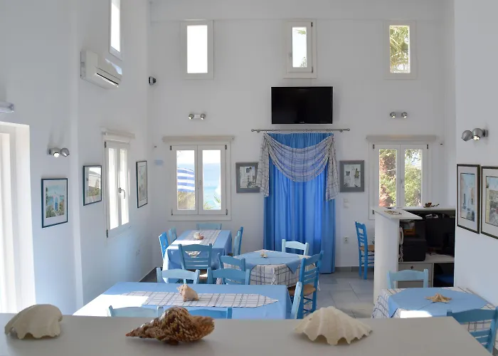 Hotel Agnadi Syros Beachfront & 3*