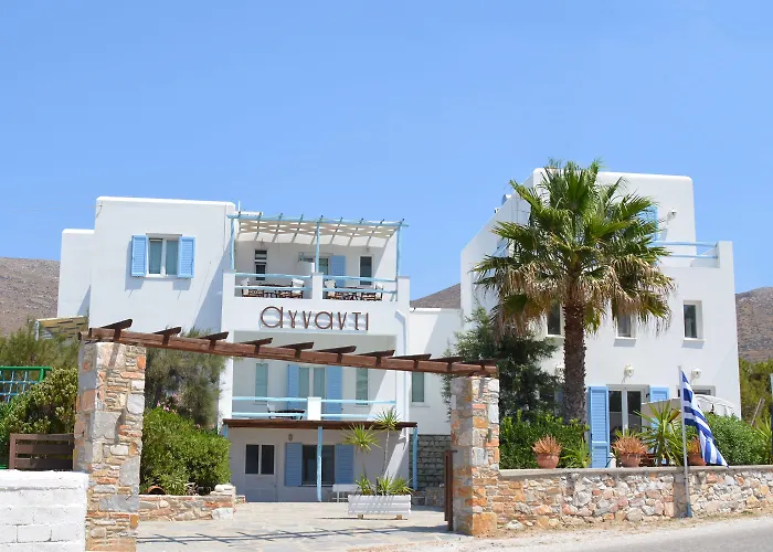 Agnadi Syros Beachfront & 3* Mégas Yialós-Nítes